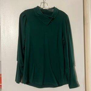 Lomon emerald green long sleeve top. Button detail at neck and sleeve